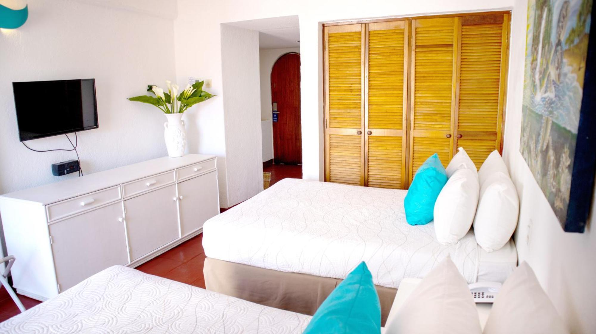 Hotel Marina Resort & Beach Club Santa Cruz Huatulco Exterior photo
